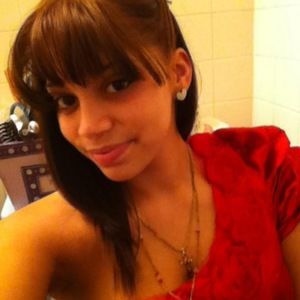 Meet your Posher, Iris